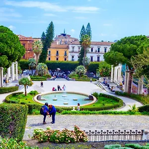 https://apt-gelir-centro.catania-hotels.net